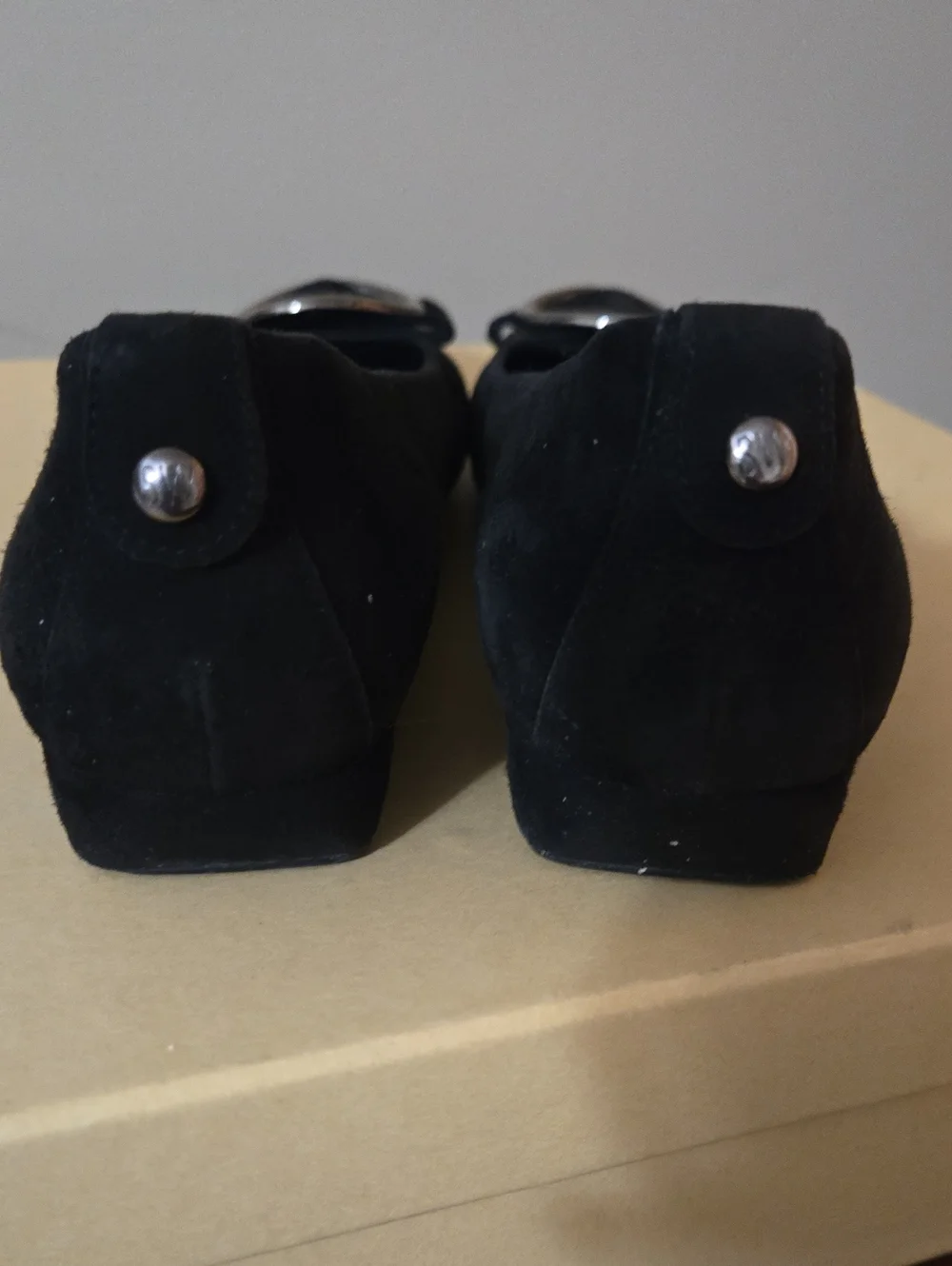 Stuart Weitzman Black Suede Bucksome Wedges with Silver Oval Accents Size 9N - Picture 11 of 11